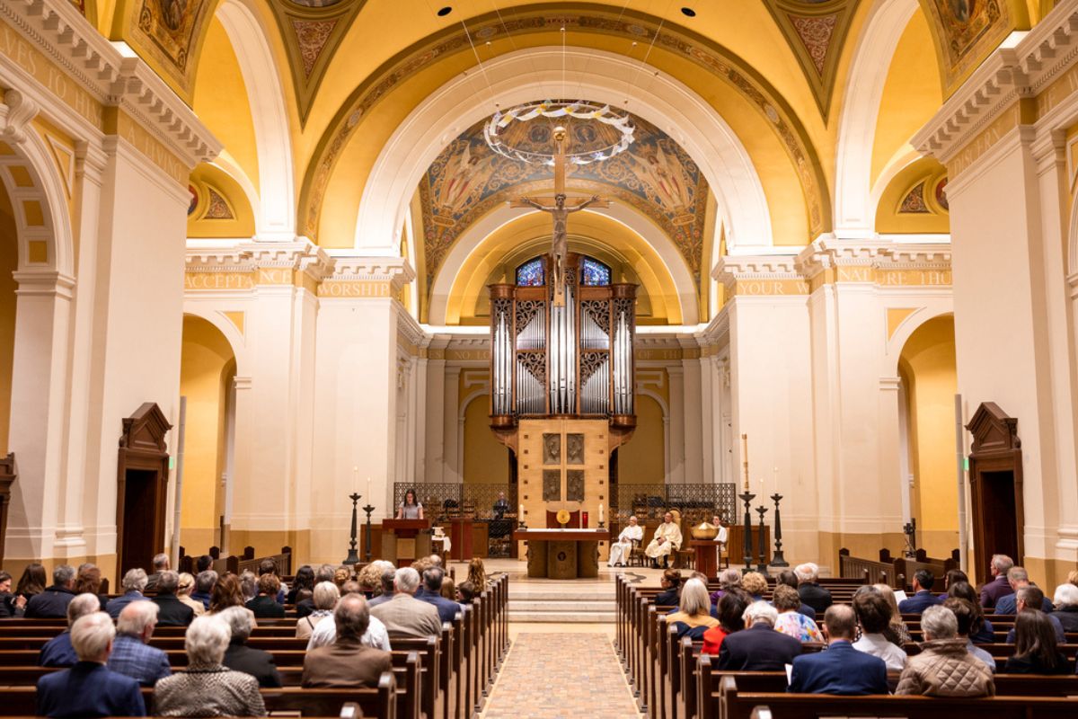 The chapel hosts mass ahead of St. Thomas Day