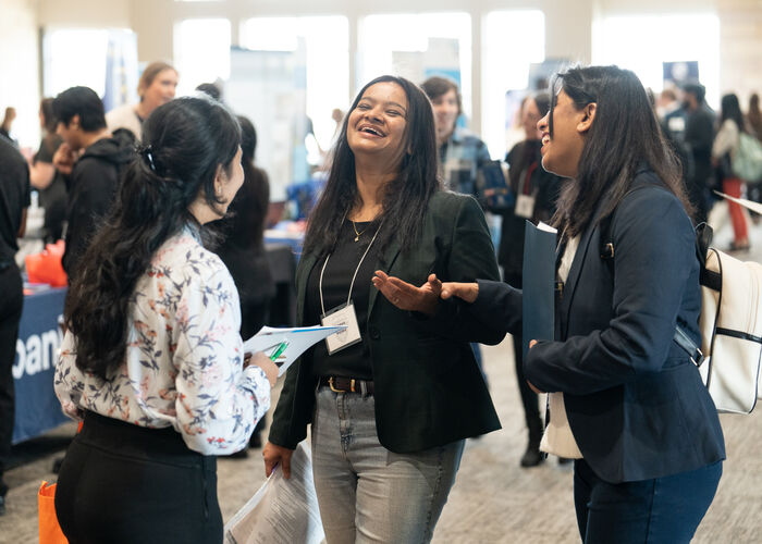 Students connect with employers during St. Thomas Career Fair
