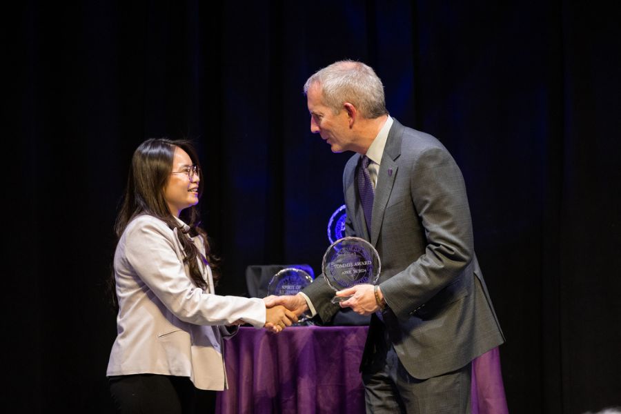 Nguyen (Lucky) Phan ’24 receives the Tommie Award at St. Thomas Day 2024 on April 24, 2024 in Woulfe Alumni Hall in St. Paul.