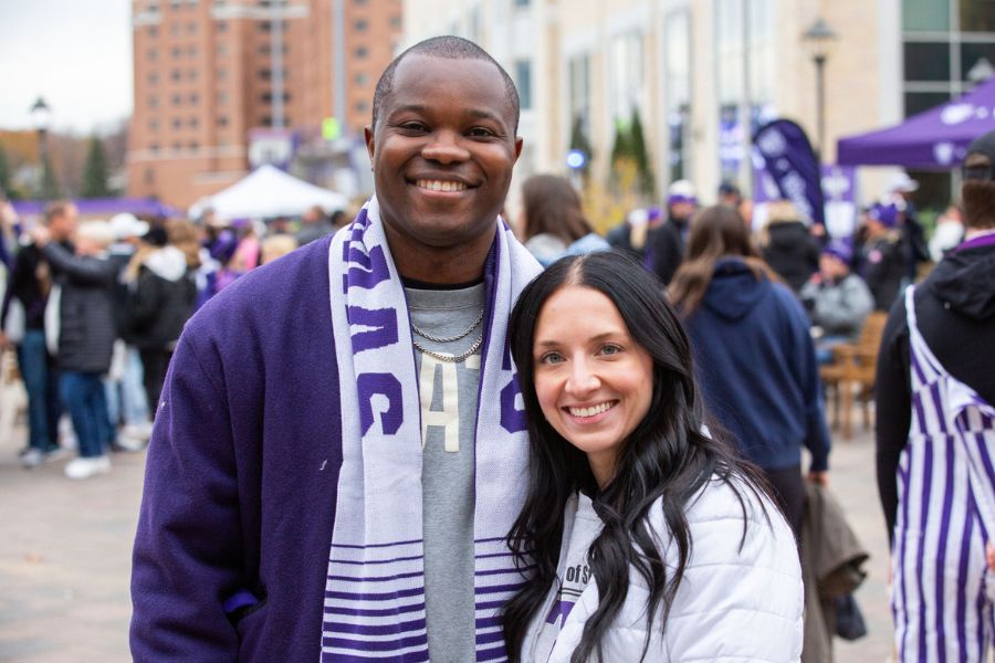 Alumni on Monahan Plaza during Homecoming.
