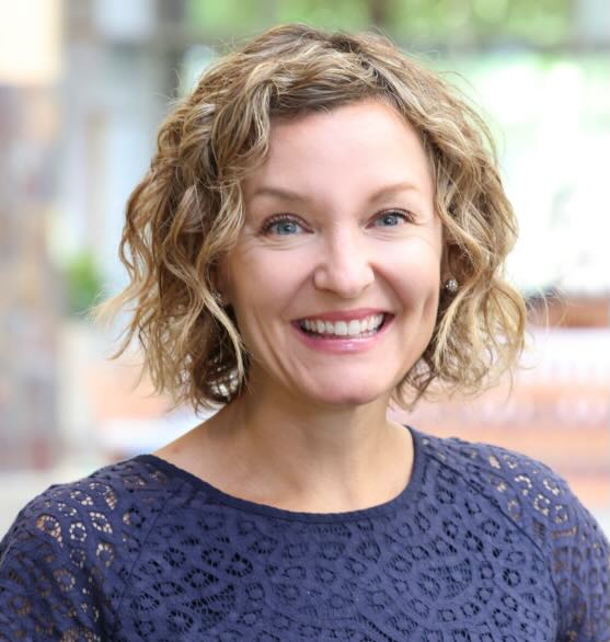 Headshot of Andrea Bongard '00, '18 MBA