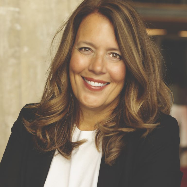 Headshot of Heidi Bergland